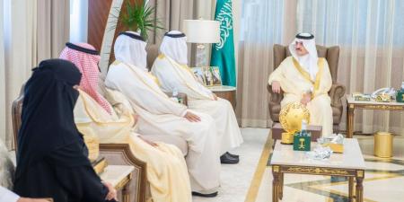 أمير الشرقية يستقبل رئيس وقيادات جامعة حفر الباطن - تكنو بلس