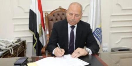 محافظ القاهرة: حريق المبنى الإداري ليس به أي سكان وعمليات التبريد تتم بعد السيطرة عليه - تكنو بلس