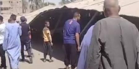 تشكيل لجنة لحصر الأضرار ومعالجة انهيار تندات موقف السيارات بقوص - تكنو بلس