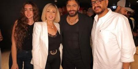 هنا الزاهد وتامر حسني يشاهدان فيلم ريستارت قبل عرضه للجماهير - تكنو بلس