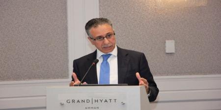 وزير الصناعة يرأس اجتماعات المجلس" الاقتصادي والاجتماعي العربي"  استعدادا للقمة العربية التنموية  - تكنو بلس