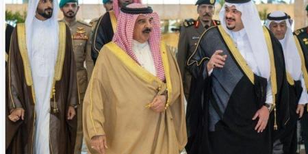 ملك البحرين يصل إلى الرياض للمشاركة في القمة الخليجية الأمريكية - تكنو بلس