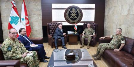 قائد الجيش استقبل السفير الهنغاري ومتروبوليت أبرشية بصرى وحوران للروم الأرثوذكس - تكنو بلس