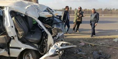 مصرع وإصابة 23 شخصا إثر انقلاب سيارة بطريق «الفرافرة - ديروط» - تكنو بلس