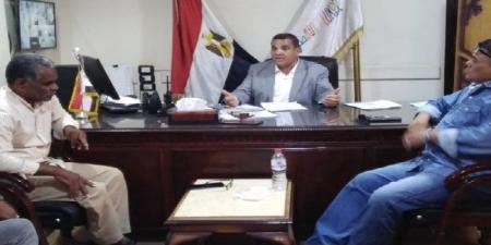 ‏رئيس مدينة أرمنت يعقد اجتماعًا لمواجهة المتغيرات المكانية الغير قانونية - تكنو بلس