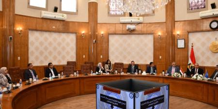 جامعة قناة السويس تستضيف اجتماع اللجنة التنفيذية للاختبارات الإلكترونية بمشاركة 27 جامعة مصرية - تكنو بلس