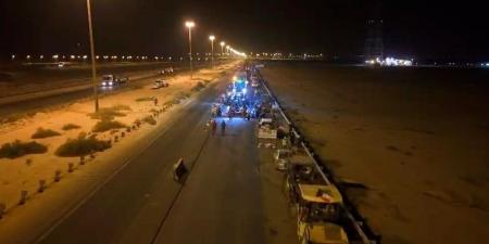 «الأشغال» و«الطرق» تواصلان أعمال الصيانة في المناطق والخطوط السريعة - تكنو بلس