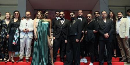 إشادات نقدية للفيلم المصرى عائشة لا تستطيع الطيران فى مهرجان كان - تكنو بلس