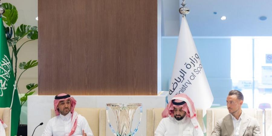 وزير الرياضة يستقبل الأهلي بعد التتويج بالنخبة الآسيوية - تكنو بلس