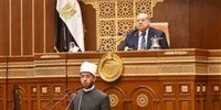 رئيس برلمانية حزب الشعب الجمهوري بالشيوخ: مصر محظوظة برئيس متدين واجه الإرهاب - تكنو بلس