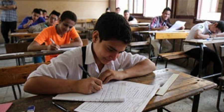 بهذا الموعد.. امتحانات الفصل الدراسي الثاني 2025 للطلبة المصريين في الخارج - تكنو بلس