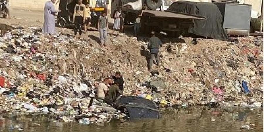 انتشال سيارة ملاكى سقطت في ترعة الشرقاوية بقليوب - تكنو بلس