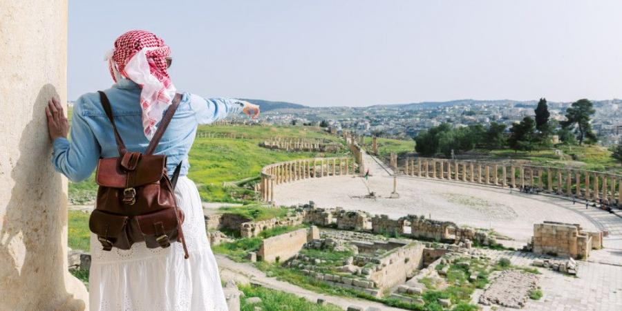 ارتفاع نسبة السياح العرب القادمين 23% خلال الثلث الأول من 2025 - تكنو بلس