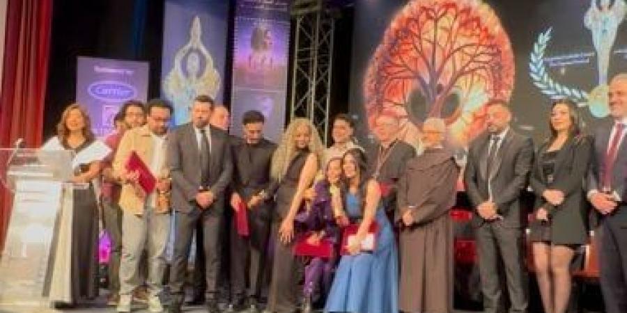 فيلم رحلة 404 للنجمة مني زكي يفوز بـ 5 جوائز بمهرجان المركز الكاثوليكي - تكنو بلس