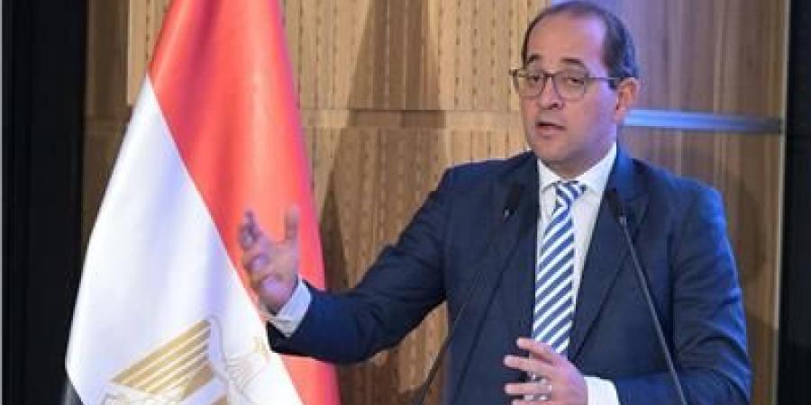 م. طارق لطفي يكتب: أينشتاين.. وكجوك.. والضرائب! - تكنو بلس