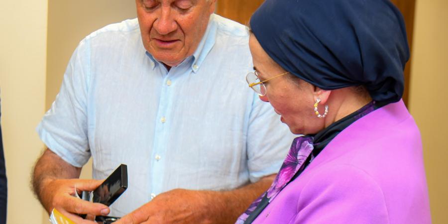 وزيرة البيئة : جبل الجلالة هدية مصر للعالم - تكنو بلس