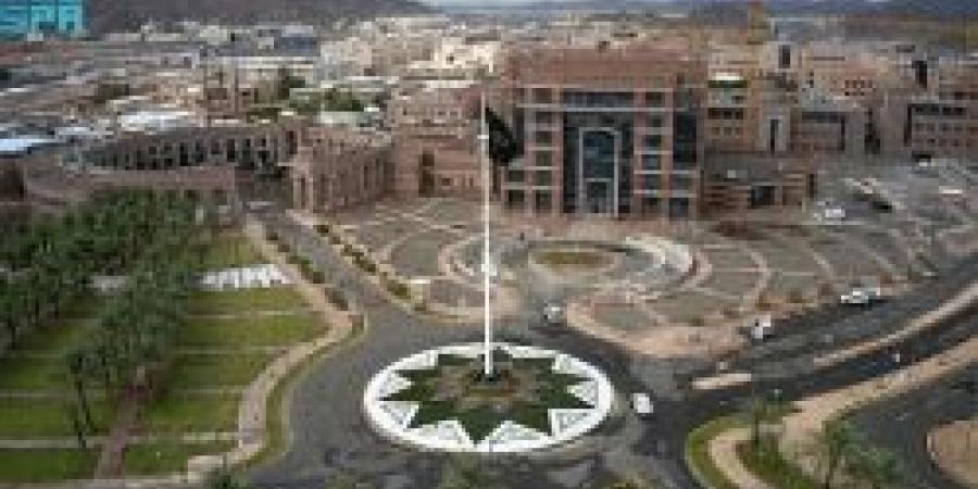 جامعة طيبة تطلق 31 برنامج ماجستير وبرنامج دكتوراه للفصل الأول من العام الجامعي 1447هـ - تكنو بلس
