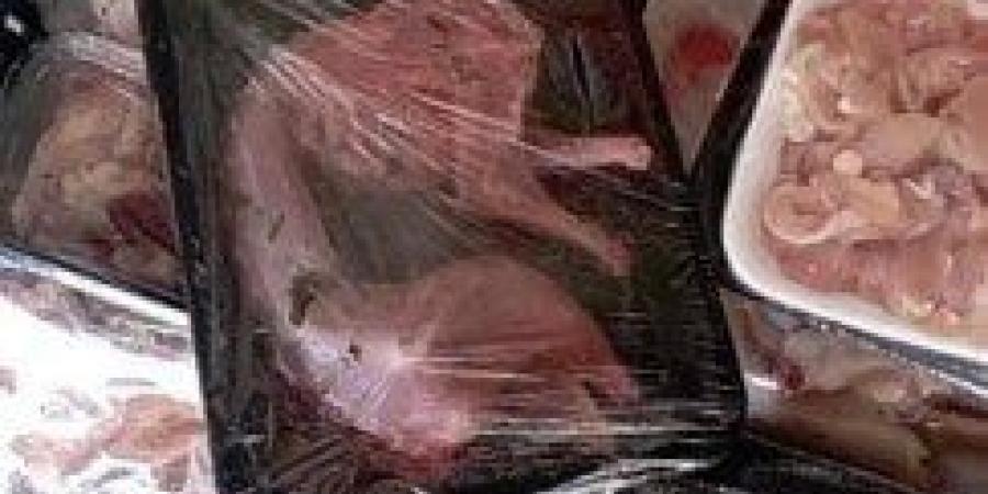 حملة مكثفة بالعبور تضبط مواد غذائية فاسدة ومخالفات تموينية وبيئية - تكنو بلس