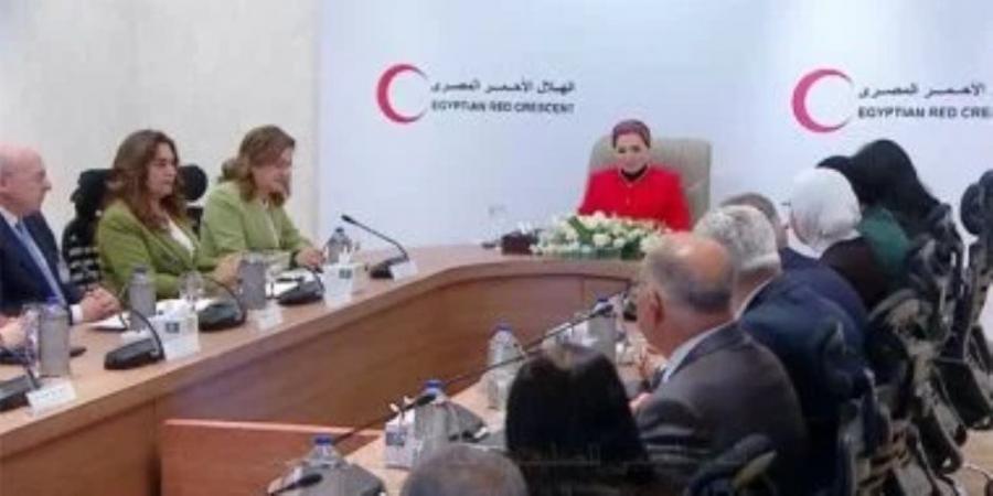 اليوم العالمى للصليب الأحمر والهلال الأحمر بحضور السيدة انتصار السيسى.. فيديو - تكنو بلس