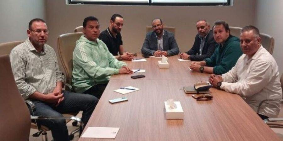 تفاصيل اجتماع رئيس الأهلي طرابلس مع البدري بعد طلبه العودة إلى مصر - تكنو بلس