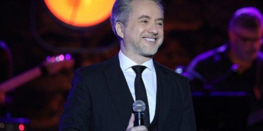 الفنان مروان خوري يوقف حفله بعد إغماء فتاة ويُبادر بلم شمل فني مع كارول سماحة - تكنو بلس