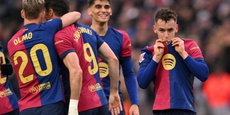 كم مرة فاز برشلونة بلقب الدوري الإسباني؟ - تكنو بلس