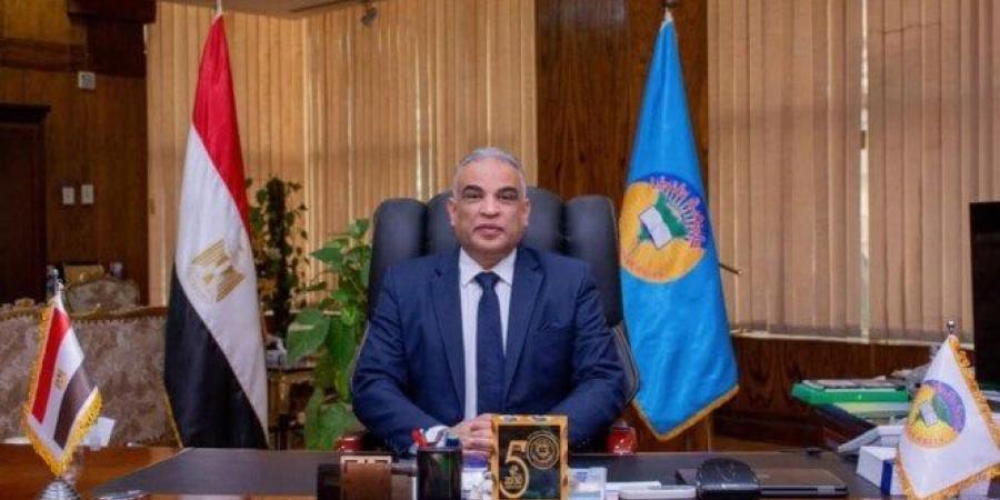 بسبب الطقس الحار.. إعياء جماعي بين طلاب «رياضة طنطا».. ورئيس الجامعة يقرر إلغاء الامتحان وفتح تحقيق عاجل - تكنو بلس