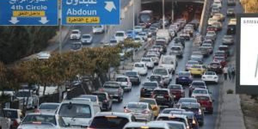 ازدحامات مرورية وحوادث واصابات وضبط سرعات عالية - تكنو بلس