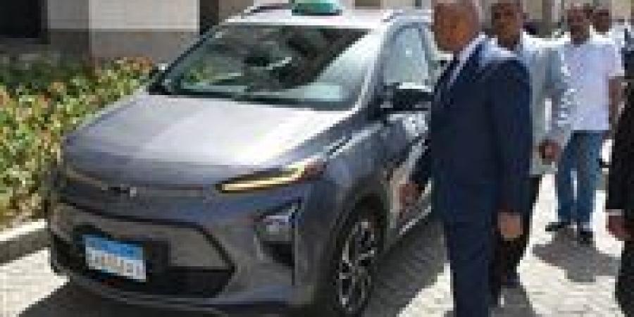 كامل الوزير: هناك خطة لإحلال وتجديد التاكسي والميكروباص ببديل كهرباء - تكنو بلس