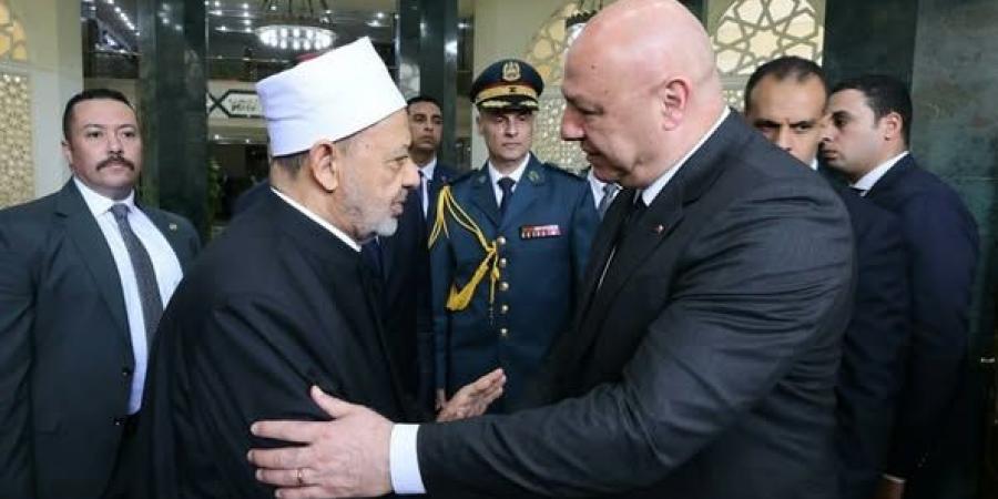الرئيس اللبناني يدعو شيخ الأزهر لزيارة لبنان وإعادة افتتاح المعهد الأزهري ببيروت - تكنو بلس