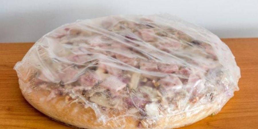 ما علاقة البيتزا المجمدة بالركود الاقتصادي؟ - تكنو بلس