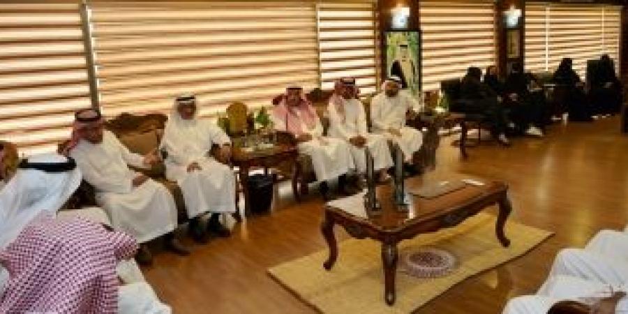 أمير المنطقة الشرقية يستقبل سفير جمهورية سريلانكا لدى المملكة - تكنو بلس