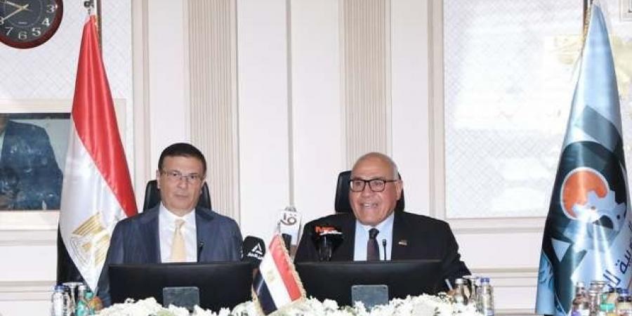 مصر.. توقيع عقد اتفاق لإنتاج السماد العضوي من المخلفات النباتية والحيوانية - تكنو بلس