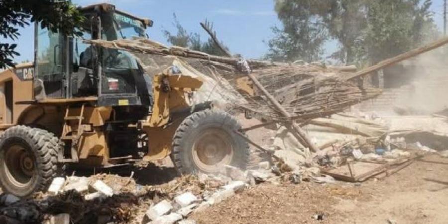 على مساحة 2382 متر.. إزالة 28 حالة تعد ضمن الموجة الـ 26 بالبحيرة - تكنو بلس