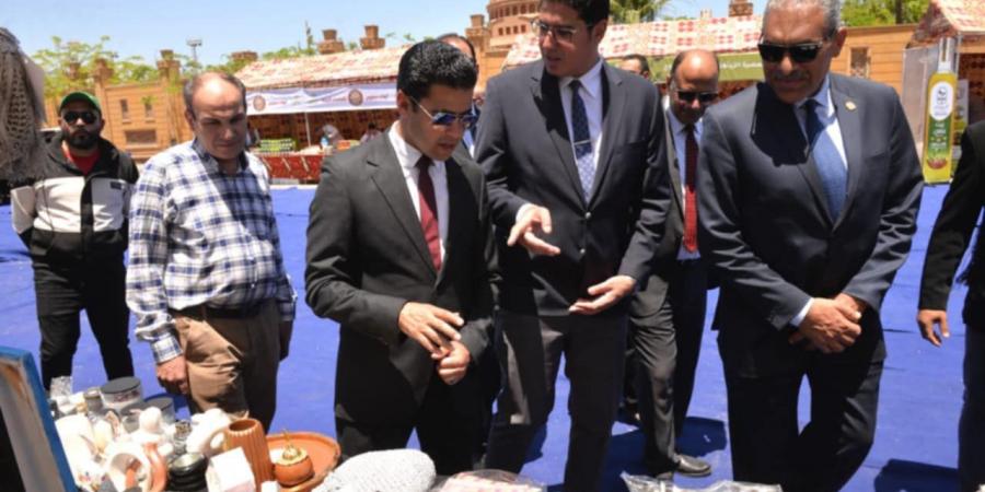 نائب محافظ مطروح يفتتح معرض "كنوز مطروح" بمحافظة الدقهلية - تكنو بلس