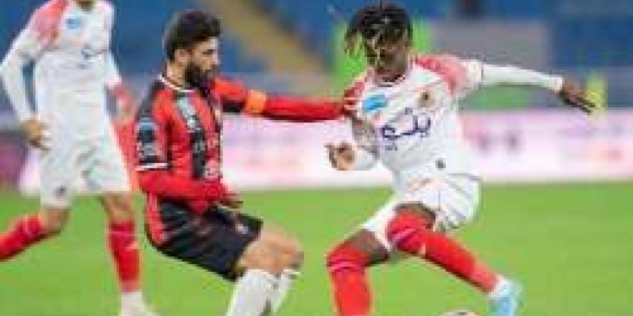 الفتح يضمن البقاء بالفوز على ضمك في دوري روشن - تكنو بلس