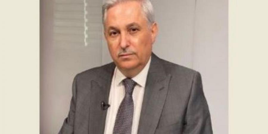 هيثم زعيتر قدم كتابه "شيرين أبو عاقلة... الشاهدة والشهيدة" إلى القصيفي - تكنو بلس
